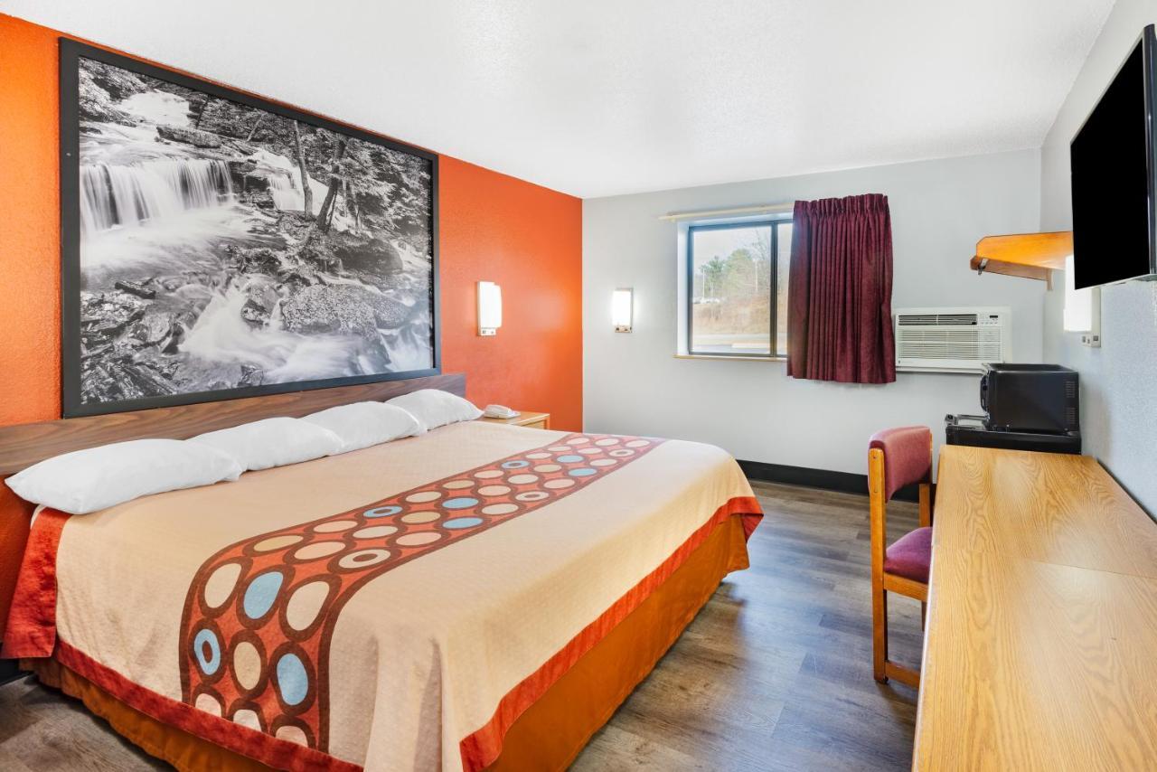 Super 8 By Wyndham Waynesburg Hotel Buitenkant foto